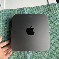 Apple Mac Mini 2024 Software Computadora 