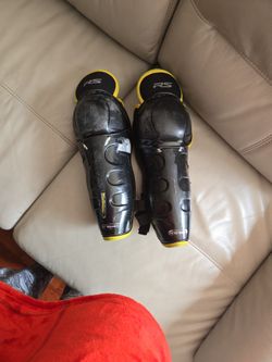 RS Ice Hockey Knee Protection