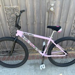 Throne 29” Pink Chad