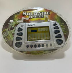 Solitaire Master Handheld Card Game Brand New Sealed Electronic Vegas Style 13Y+