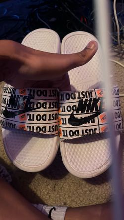 Nike slides Size 10