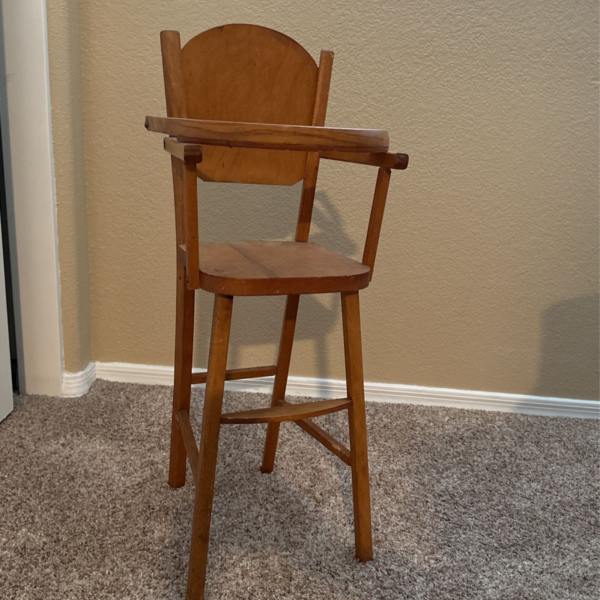 Adorable Childs Antique Doll Highchair