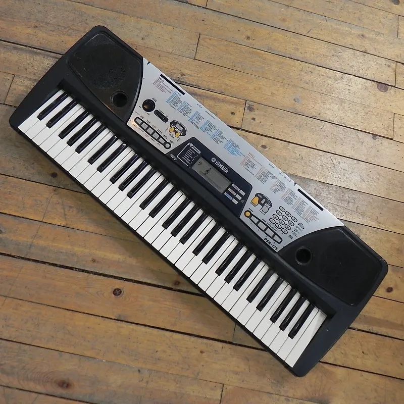 Used Yamaha PSR 175 + Power Cable And Stand, USED, SYNTHESIZER, KEYBOARD, YAMAHA, PSR 175