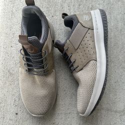 SKECHERS Classic Fit Delson Camben Men's size 8.5