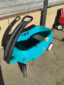 Step2 Wagon for Two Plus children's plastic pull wagon