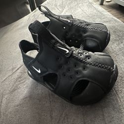 Baby Nike Sandals