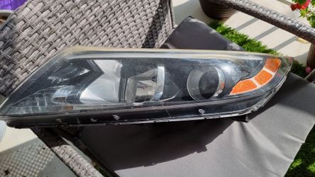 14-15 Kia Optima Headlight Left Side Halogen