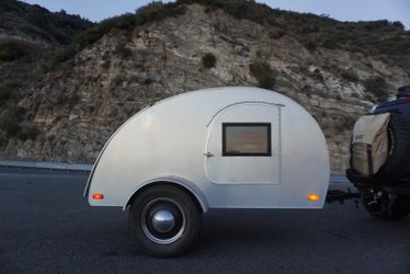4x8 Teardrop Camper w/ Kitchen + Skylight — Sleeps 2 — Easy Tow!