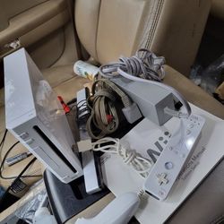 Nintendo wii system working perfectly in every way