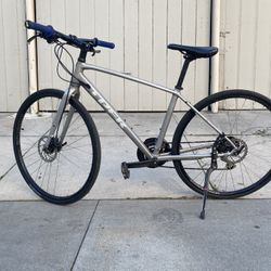 Trek FX2 - Medium 