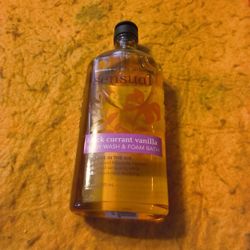 Rare bath and body works Aromatherapy sensual black current vanilla body Wash and foam bath brand new