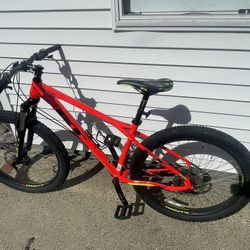 GT Sport Mountain Bike 