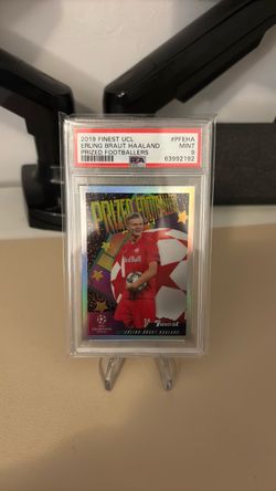 2019 Topps Finest UCL Erling Haaland ROOKIE Prized Footballers PSA 9