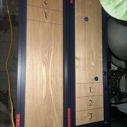 Shuffleboard 