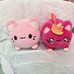 Two Cute Kitties New  10 Each