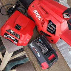 SkiL Leaf Blower With Battery & Charger. Make An Offer. MPU