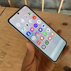 Z flip 7FE Samsung liberado en excelente estado