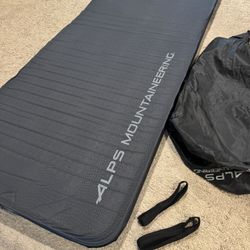 Alps Mountaineering Self Inflating Sleeping Pad Size Large