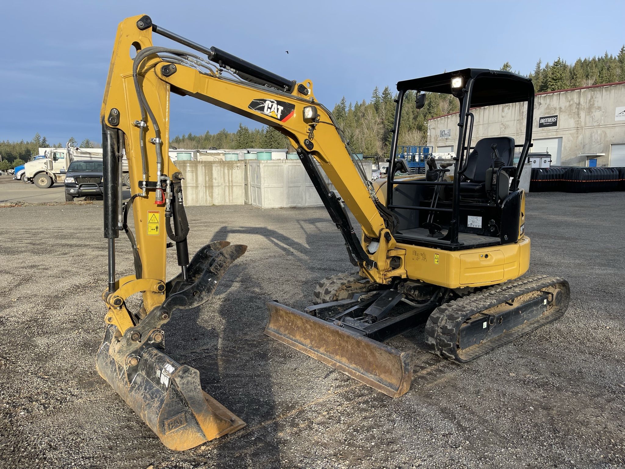 2018 Caterpillar 303.5 E2 Compact Mini Excavator