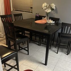 Kitchen Table 
