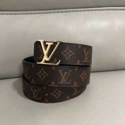 louis vuitton men belt Men’s Size 30-33