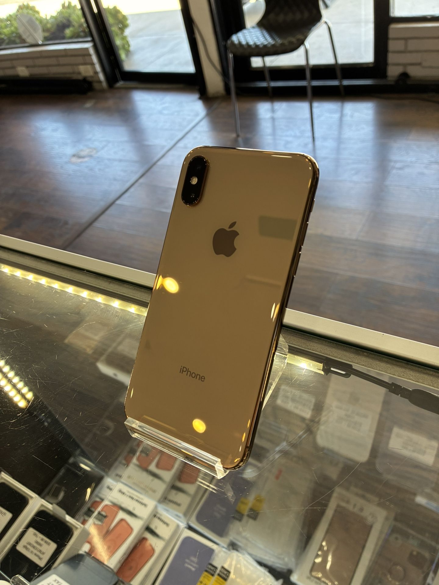 iPhone Xs 64gb Unlocked