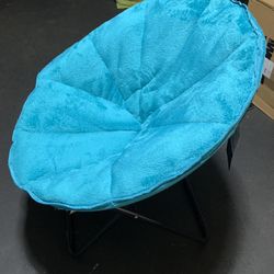 Mainstay plush saucer chair