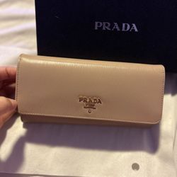 Prada Full Size Wallet 