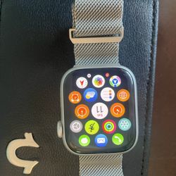 Series 8 Apple  Watch 