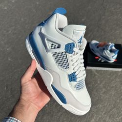 Jordan 4 Retro Military Blue Men’s Size 11