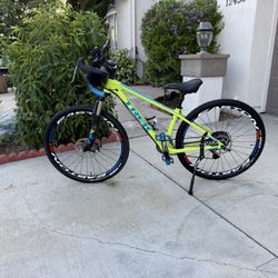 Selling A Custom trek Gravel Bike