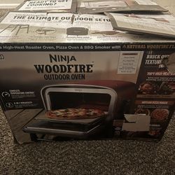 Ninja Woodfire Pizza Oven, 8-in-1 outdoor oven, 5 Pizza Settings, Ninja Woodfire Technology, 700°F