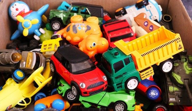 Box Full Of Trucks And Cars Please Read