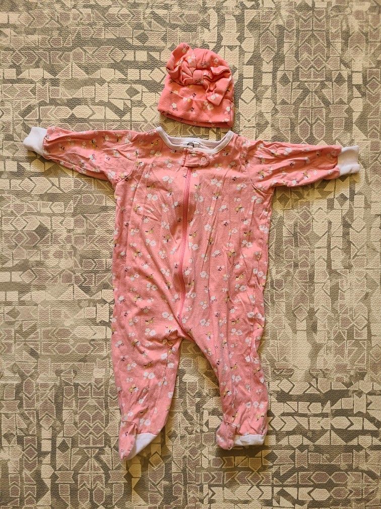 0-6M Gerber 2-piece Footie Pajamas with Hat and Bee Print