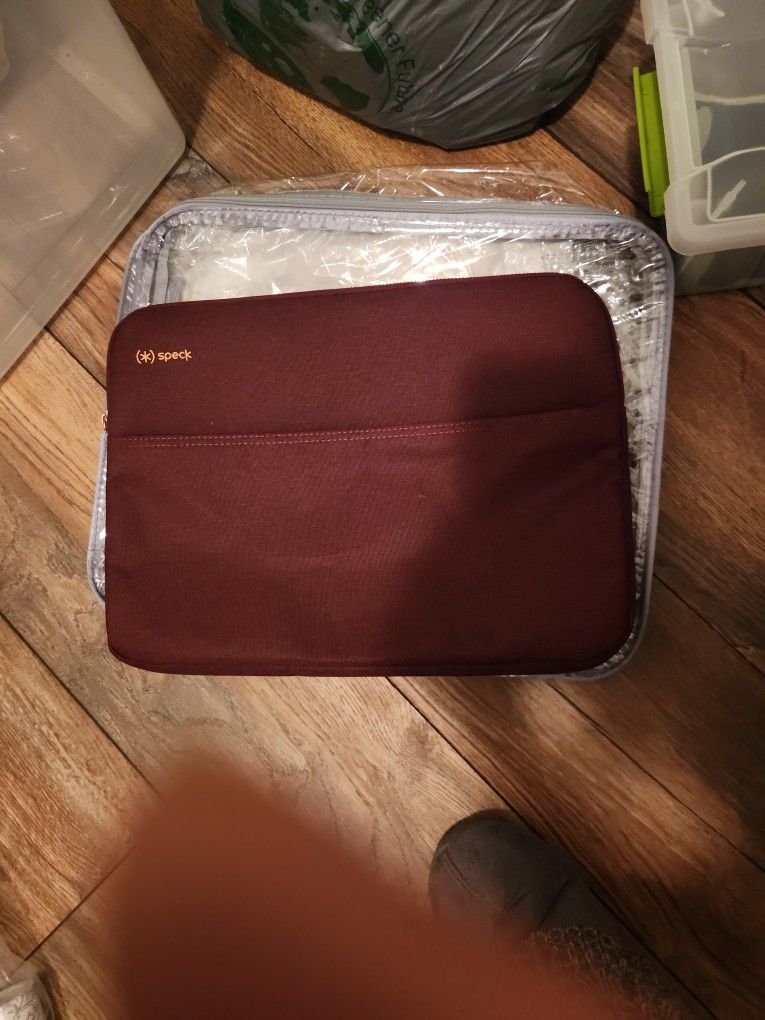 Laptop/tablet Case