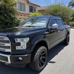 2016 Ford F150 SuperCrew Cab · Platinum Pickup 4D 5 1/2 ft