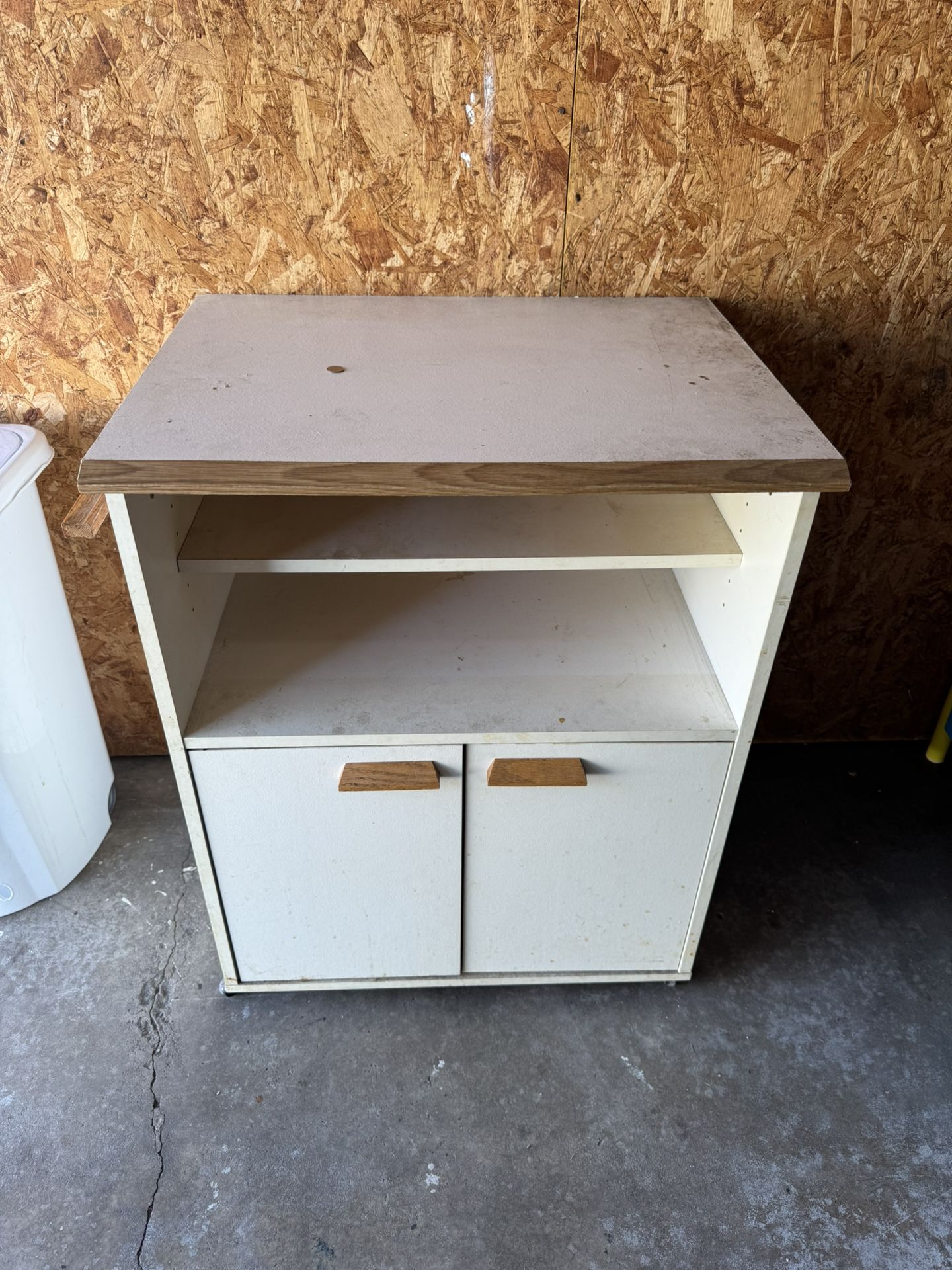 TV Stand with side shelves