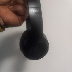 Beats By Dre Solo 3 Black Bluetooth Headset 