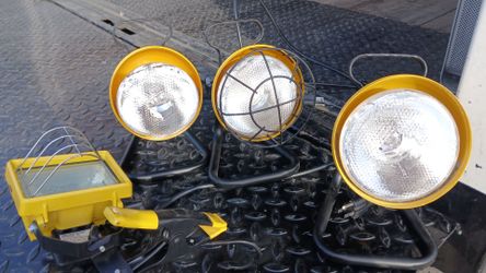 Portable spot lights