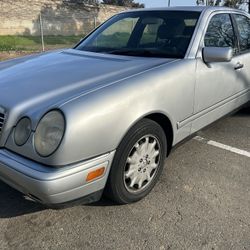 1998 Mercedes-Benz E-Class