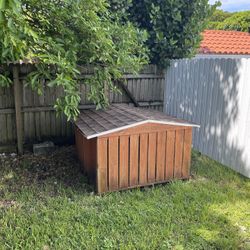 Dog House For Sale. 