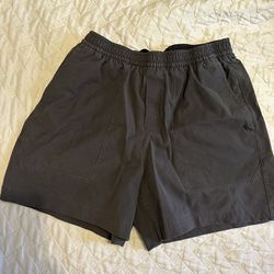 Lululemon Men’s Shorts Bundle – Graphite Grey Bowline Medium + Khaki & Light Green WovenAir 32”