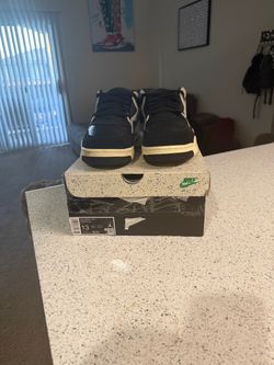AIR JORDAN 4 RM SIZE 13