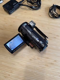 Panasonic HDC-TM700 Full HD Camcorder + Wide Converter & Accessories