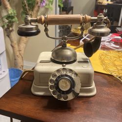 Vintage Phone 