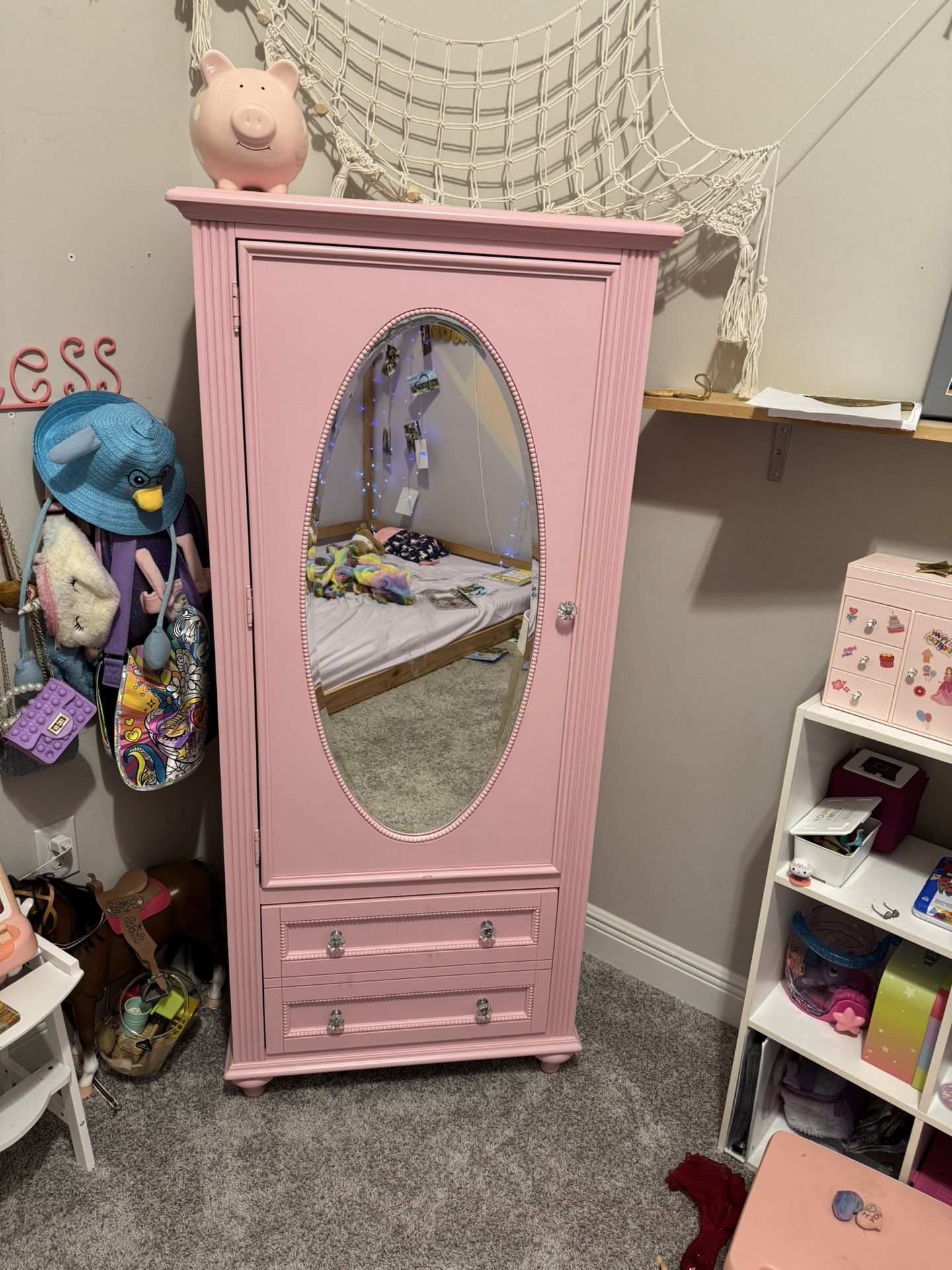Beautiful Armor Pink With Drawer, Mirror And Shelves! Great Condition
