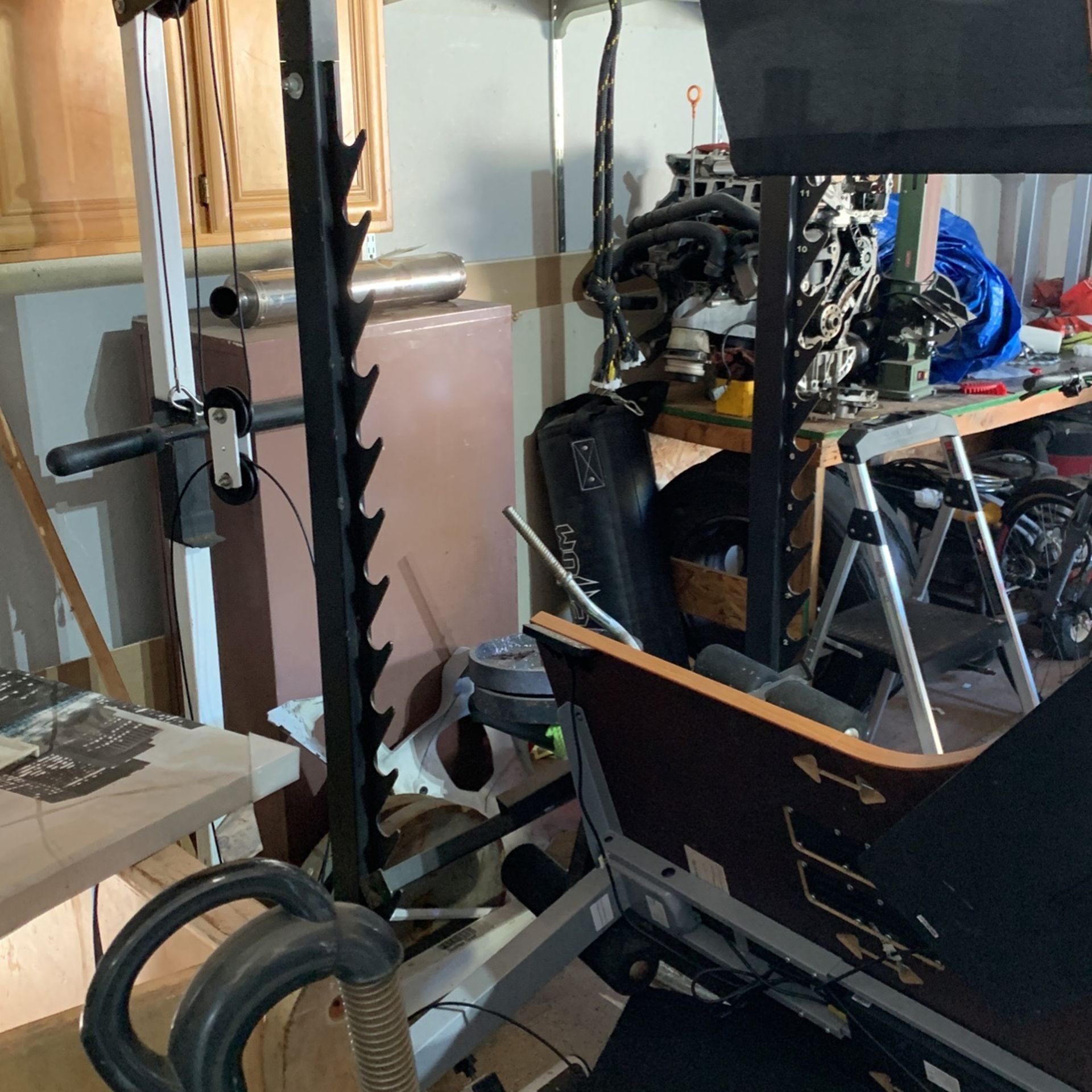 Bench press With Weights And Bench Bar