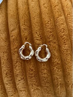 Earring