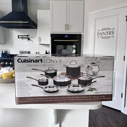 Cuisinart ONYX 12 Piece Stainless Cookware for Sale in Charlotte, NC -  OfferUp