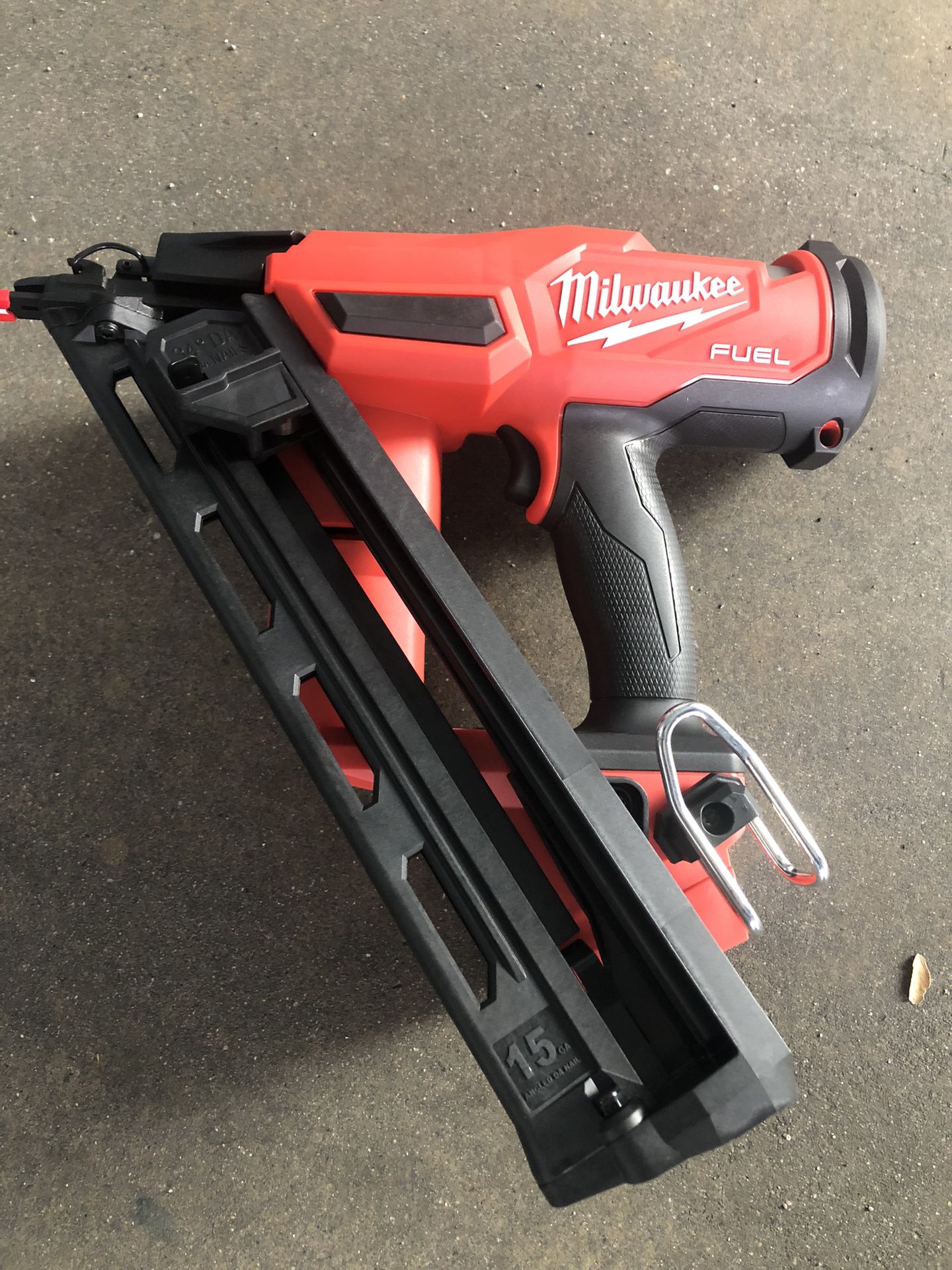 Milwaukee Fuel Nail Gun 15g New In Box , Tool Only And Only Pick Up 
